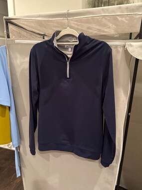 Peter Millar Crown Sport Perth Performance Quarter-Zip Pullover in Navy